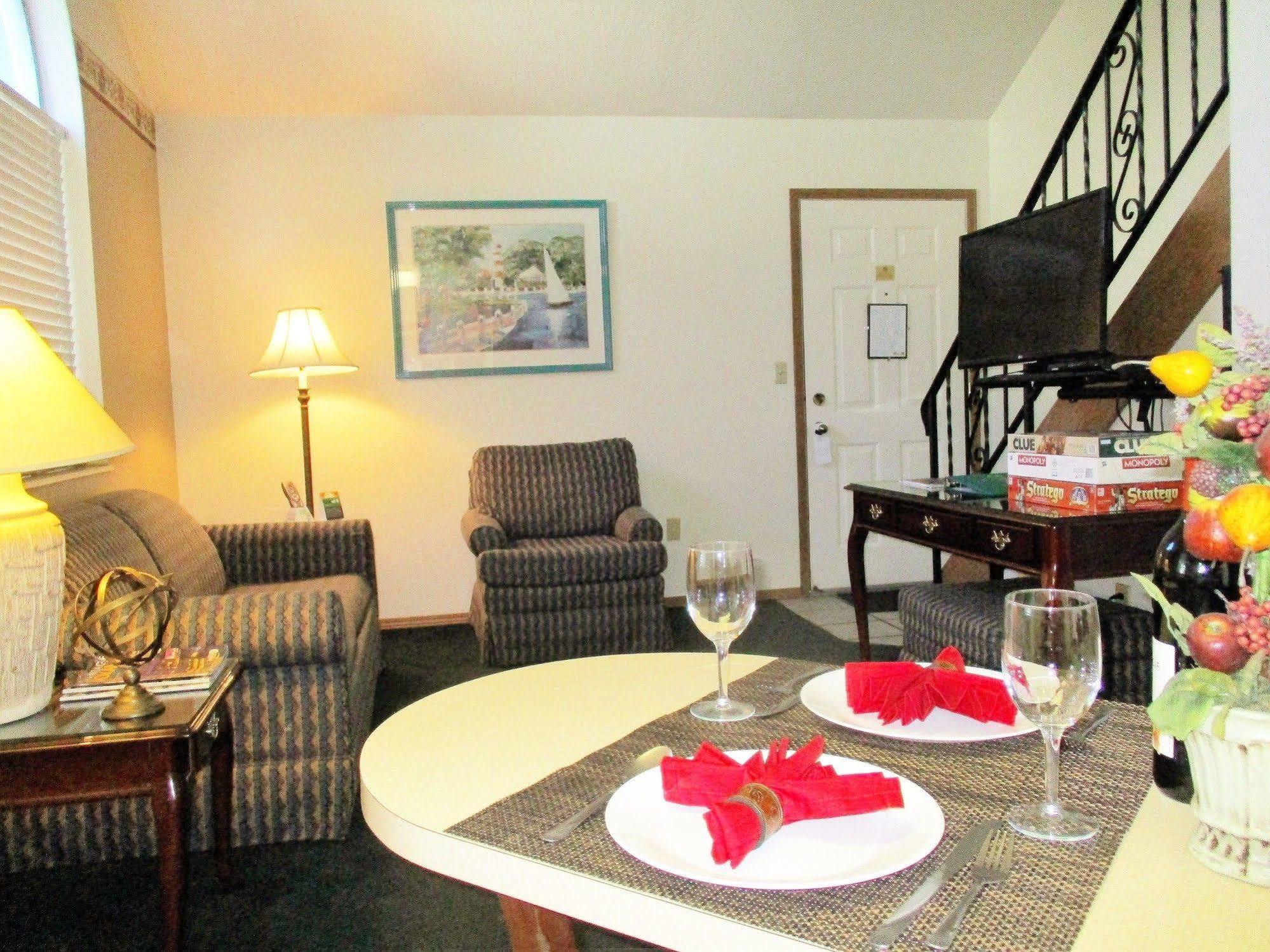 Turning Leaf Townhome Suites Fairwood 外观 照片