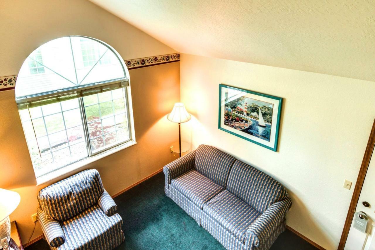 Turning Leaf Townhome Suites Fairwood 外观 照片
